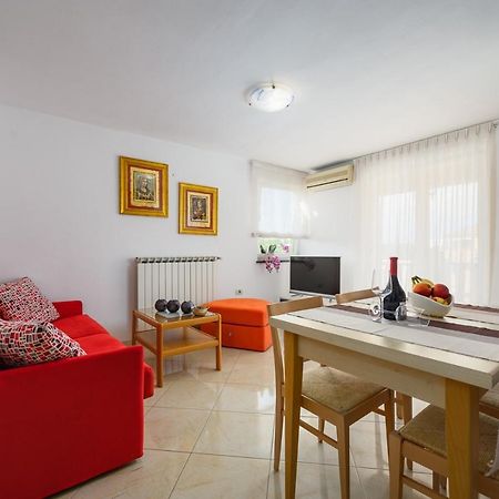 House With Apartments Dragica Umag Buitenkant foto