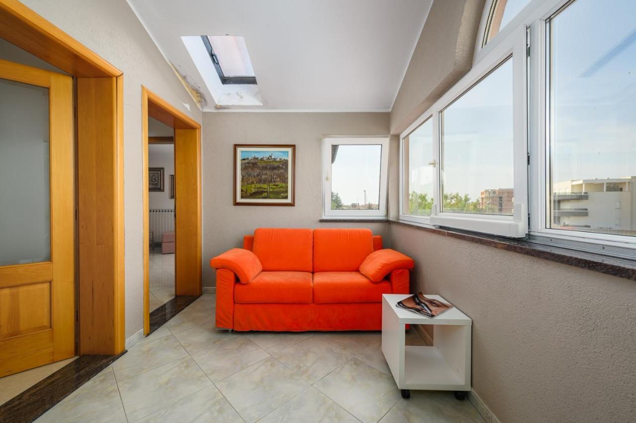 House With Apartments Dragica Umag Buitenkant foto